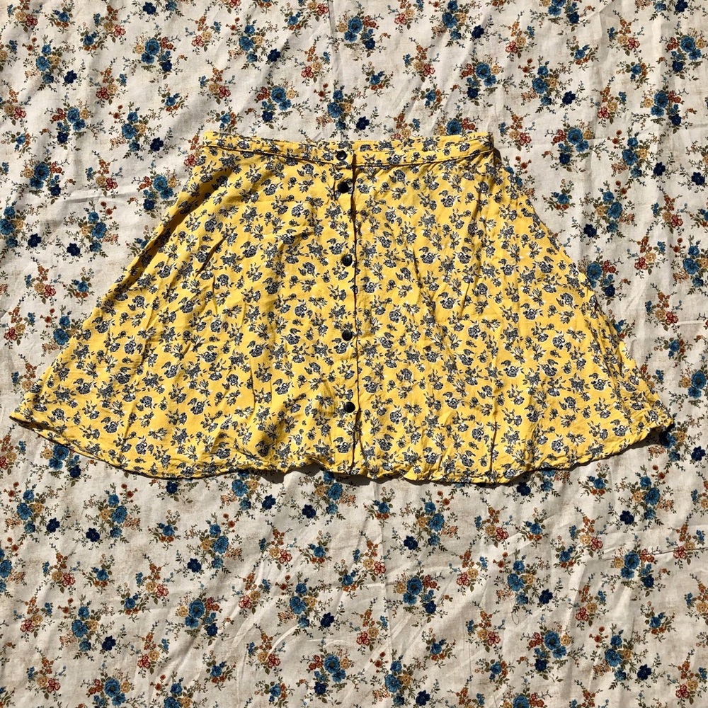 Adorable Ditsy Floral Skirt